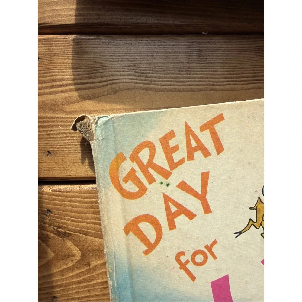 Vintage Great Day For UP, Dr Seuss HC Bright and Early Book,‎ 1974